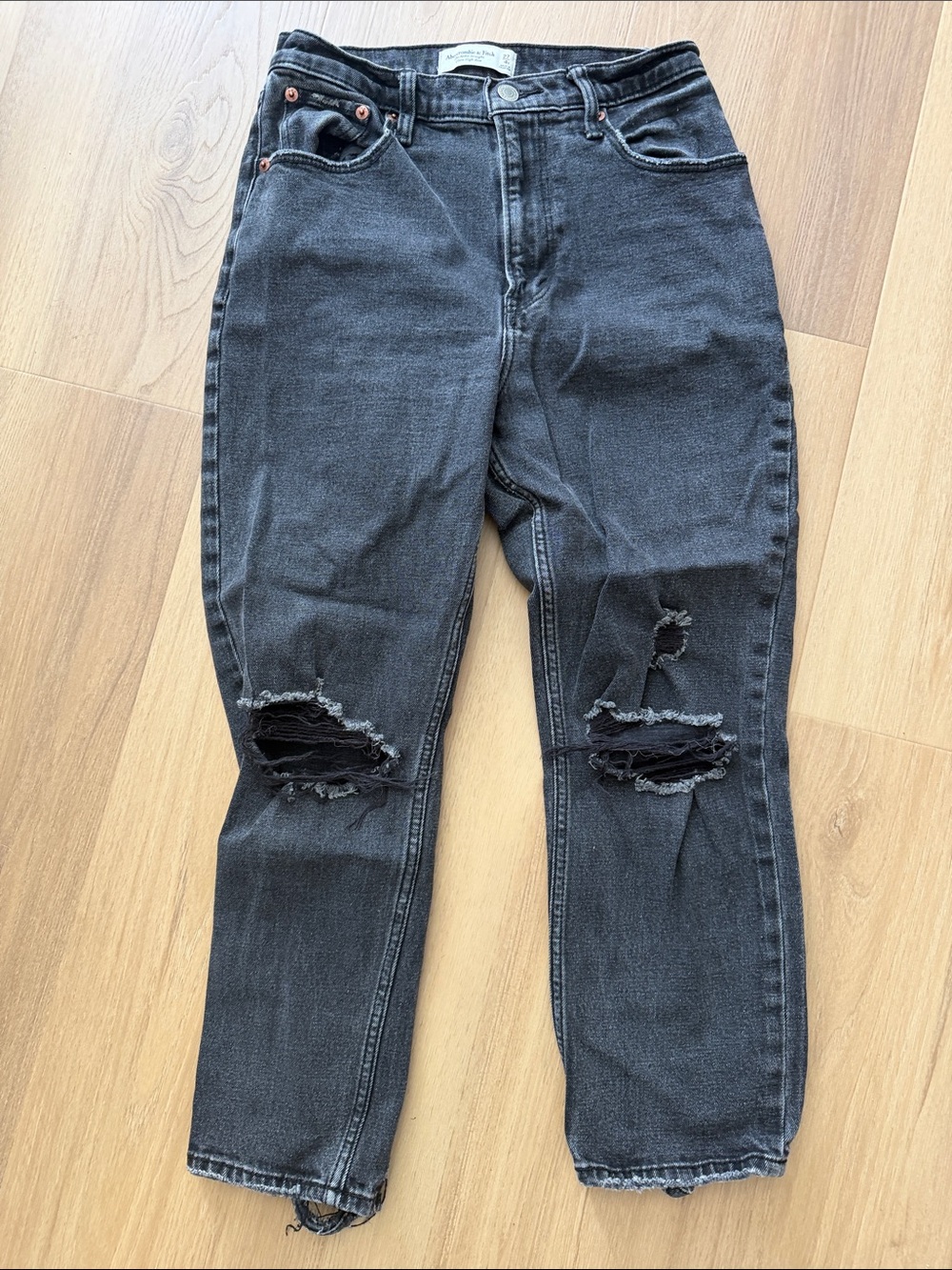Abercrombie & Fitch Curve Love The Ankle Straight Ultra High Rise